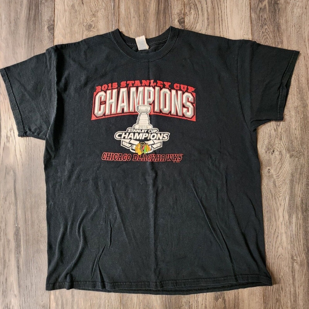 2015 Blackhawks Stanley Cup Men's Size XL Short Sleeve Shirt